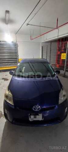 Toyota Prius-7