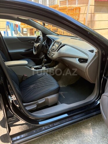 Chevrolet Malibu-8