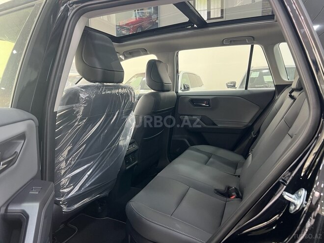 Toyota RAV4-10