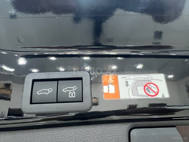 Toyota RAV4-22