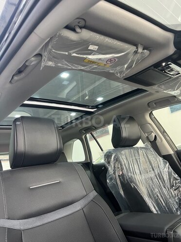 Toyota RAV4-21