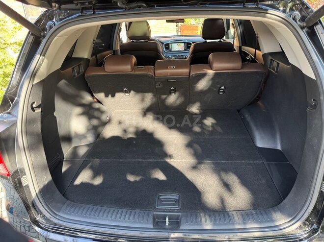 Kia Sorento-12