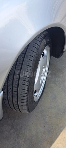 Mercedes E 240-3