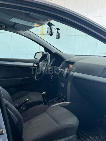 Opel Astra-8