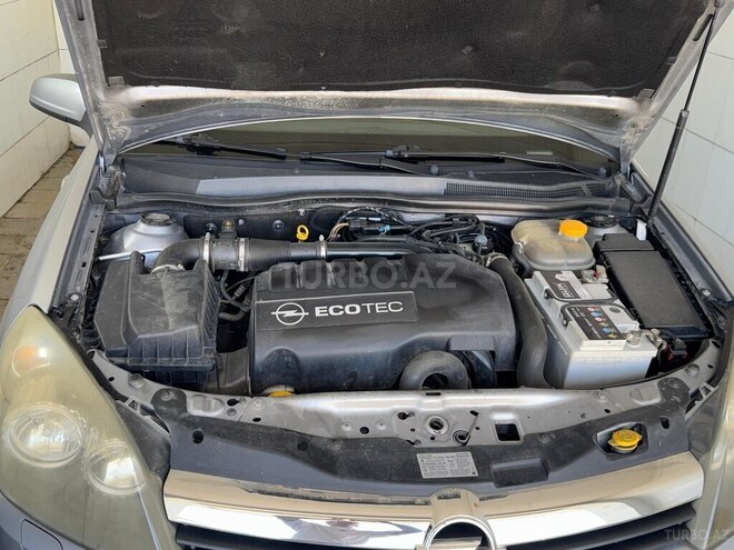 Opel Astra-12