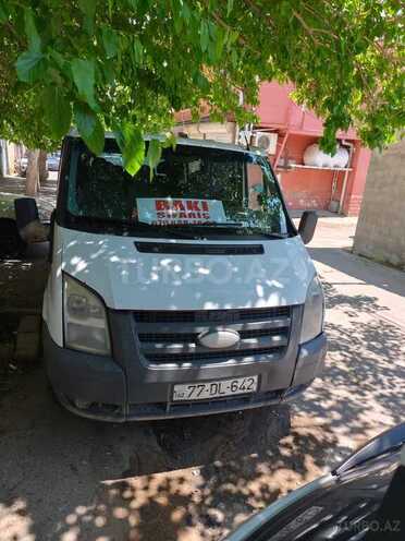 Ford Transit-1