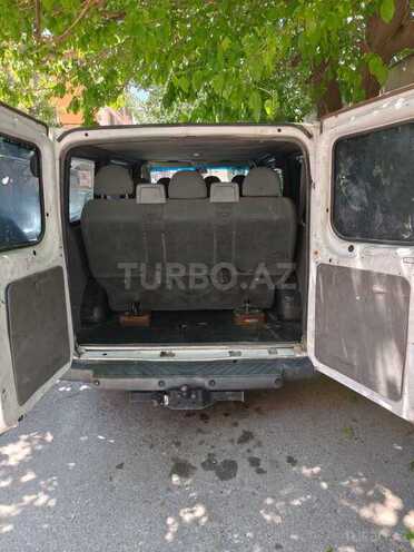 Ford Transit-4