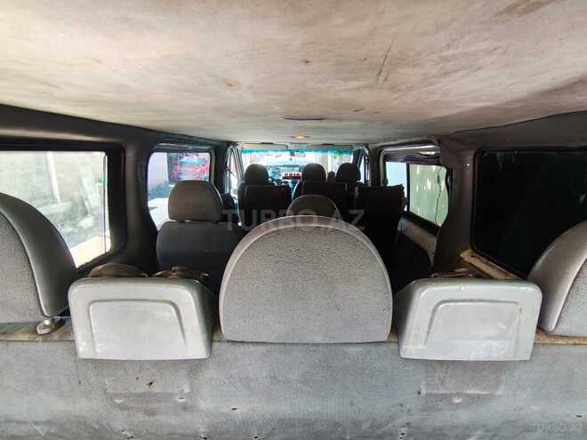 Ford Transit-5