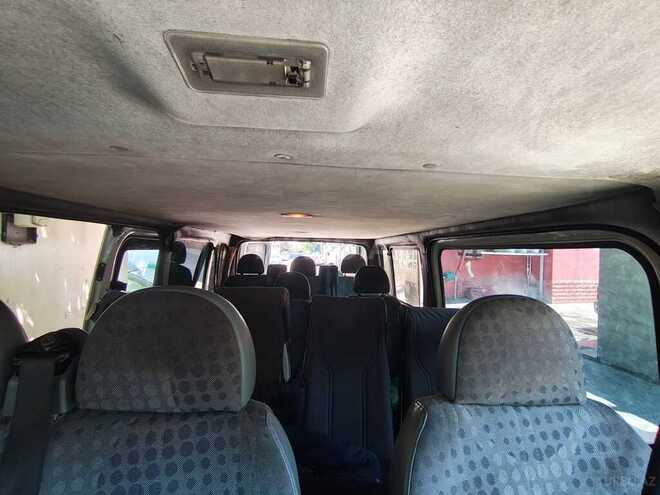 Ford Transit-7