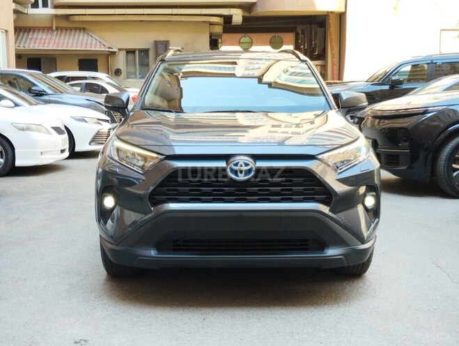 Toyota RAV4-1