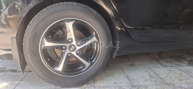 Hyundai i30-2