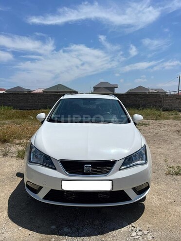 SEAT Ibiza-1