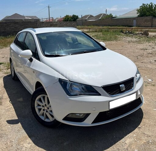 SEAT Ibiza-3