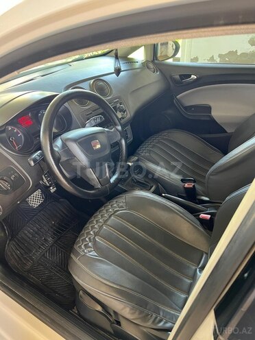 SEAT Ibiza-9