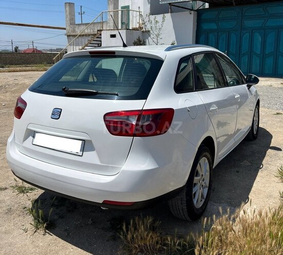 SEAT Ibiza-7