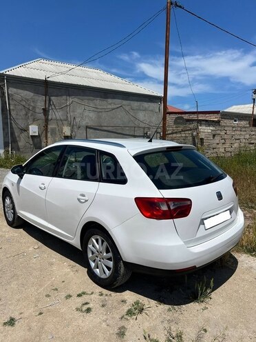 SEAT Ibiza-6