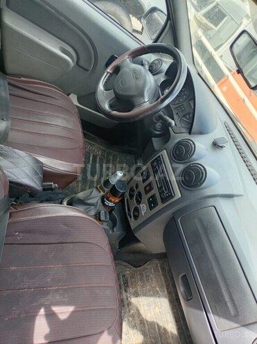 Dacia Logan-6