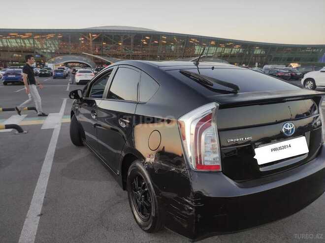 Toyota Prius-9