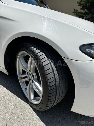 BMW 528-7