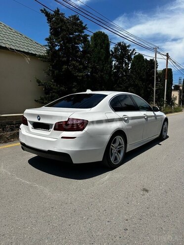 BMW 528-9