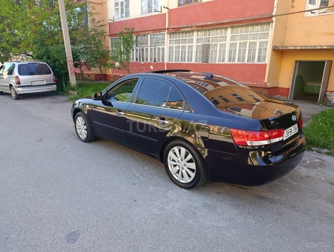 Hyundai Sonata-4