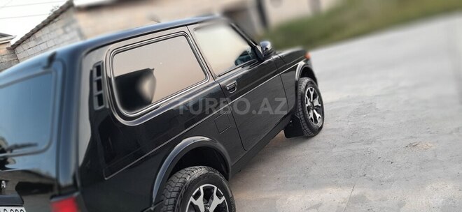 LADA (VAZ) Niva-6