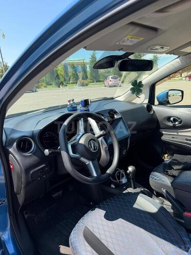 Nissan Note-11