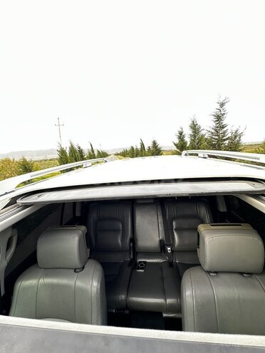 Toyota Land Cruiser-11