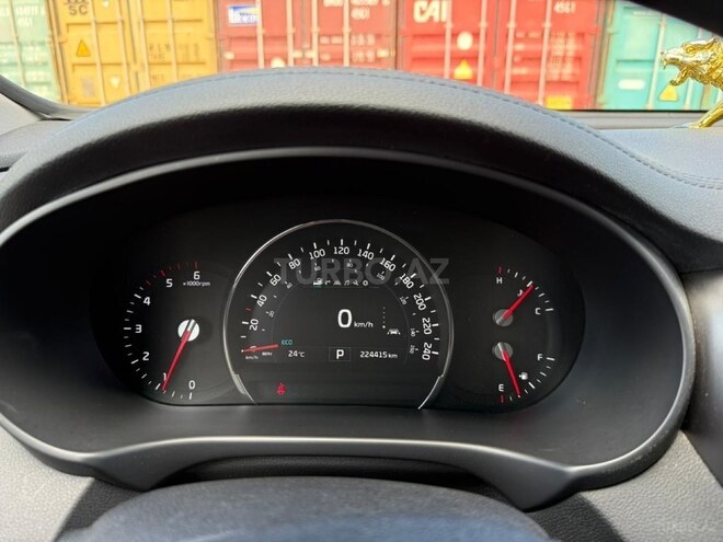 Kia Sorento-12