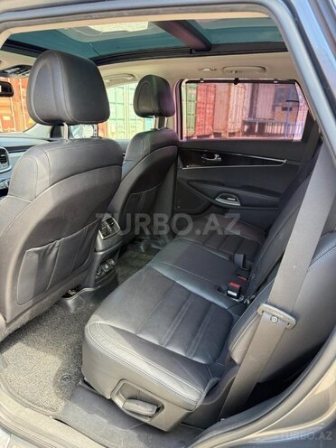 Kia Sorento-17