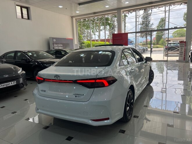 Toyota Corolla-4