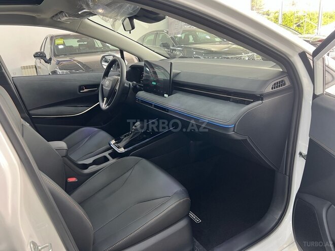 Toyota Corolla-11