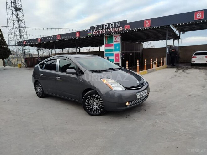 Toyota Prius-9