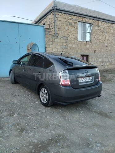 Toyota Prius-6