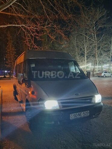 Ford Transit-1