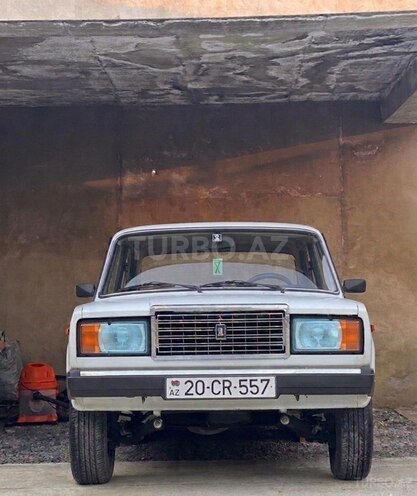 LADA (VAZ) 2107-1