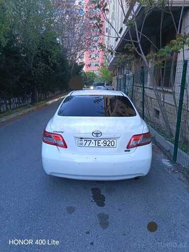 Toyota Camry-11