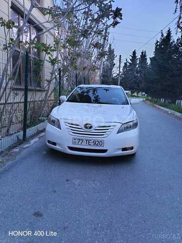 Toyota Camry-1