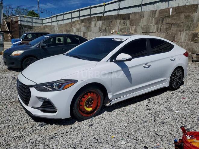 Hyundai Elantra-2