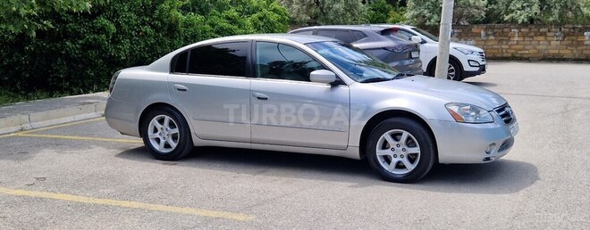 Nissan Altima-11