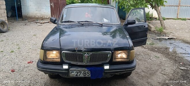GAZ 3110 "Volga"-1