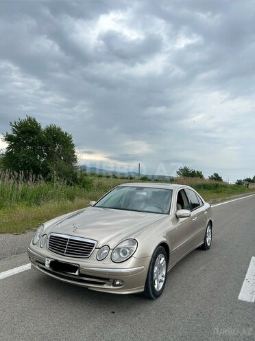 Mercedes E 200-3