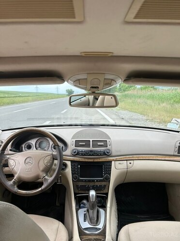 Mercedes E 200-7