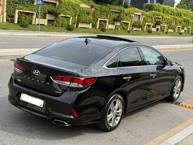 Hyundai Sonata-5