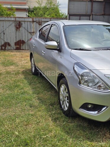 Nissan Sunny-3