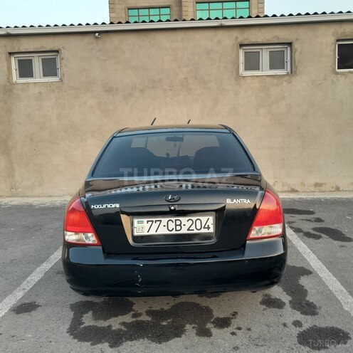 Hyundai Elantra-5