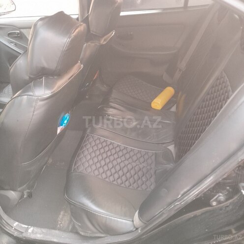Hyundai Elantra-6