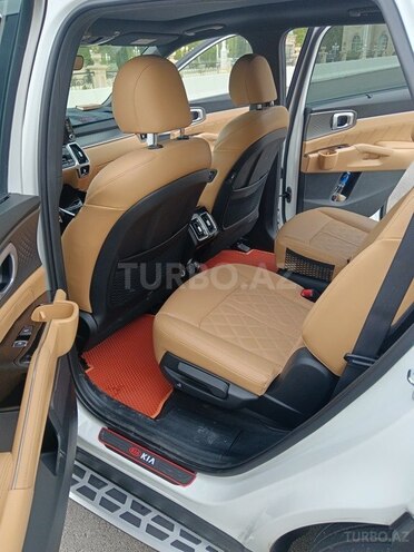 Kia Sorento-9