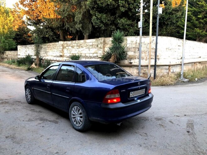 Opel Vectra-6