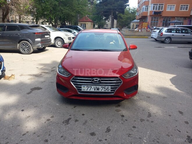Hyundai Accent-1
